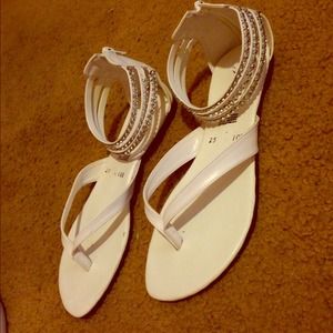🎀White Sandals🎀