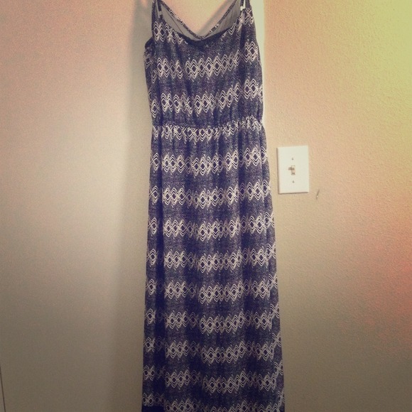 Light + Flowy Maxi Dress w/ Mesh Panels