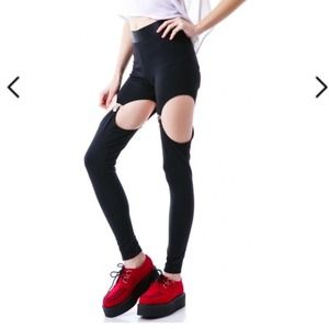 Widow garter leggings!