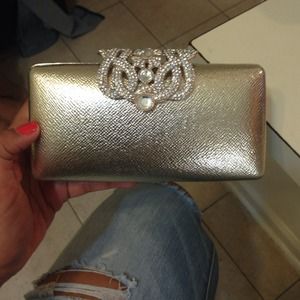 BEAUTIFUL GOLD CLUTCH 😍💖