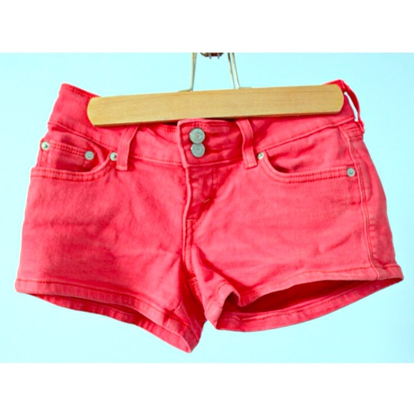 Coral shorts