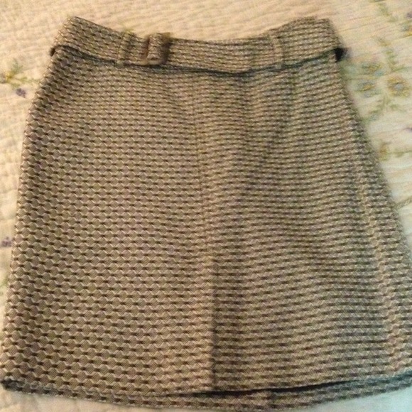 Ann Taylor 6p skirt never wore it!  Brown & cream