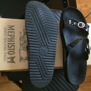 Mephisto sydel black vernis 1100 eu39 us 9 sandal