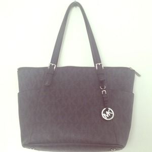 Original MK black tote🎀