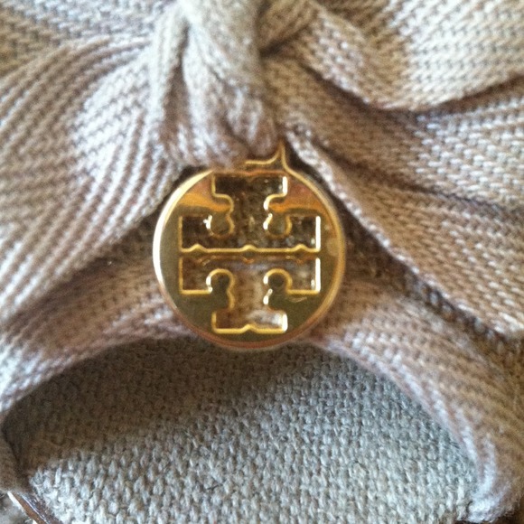 🚫🚫SOLD ON EBAY🚫🚫Tory Burch wedges