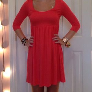 NWOT Coral Mid Length Sun Dress