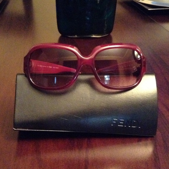 FENDI Sunglasses