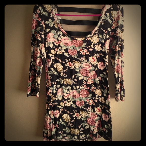 Floral shirt!