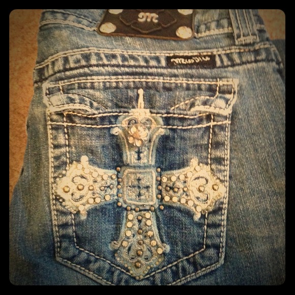 Miss me jeans, bout cut, medium/ dark wash