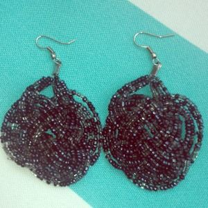 Black beaded earrings!!!