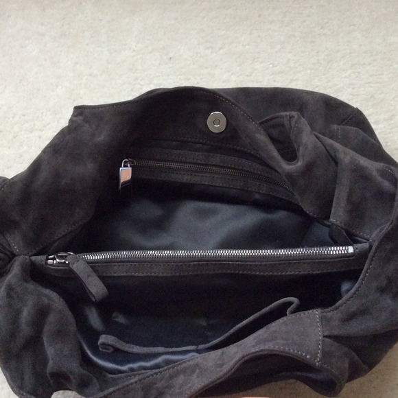 Valentino Nuage Handbag. NWT! - Picture 4 of 4