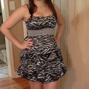 Price Cut✂️Homecoming dress