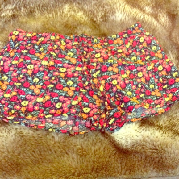 Cute summer shorts for sale!! - Picture 1 of 1