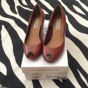 Steve Madden wedges