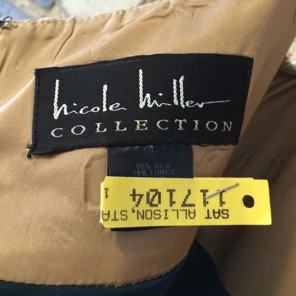 Nicole Miller Collection embroidered gown, size 4 - Picture 4 of 4