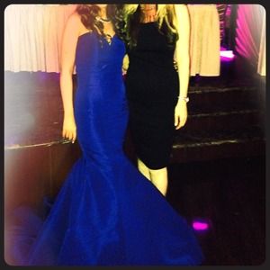 GORGEOUS royal blue evening gown!!