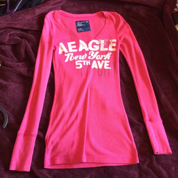 ✨AE Pink Long-sleeved Shirt✨