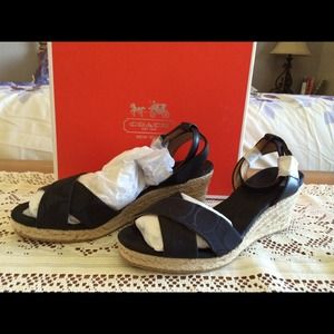 New black coach wedges