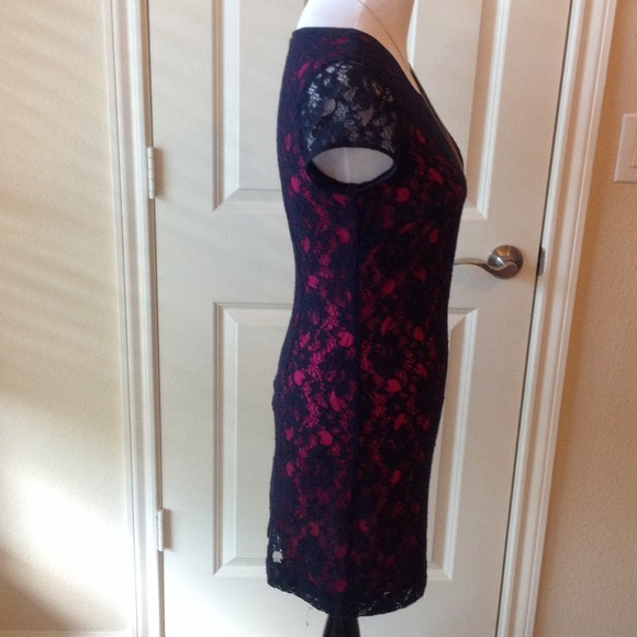 Banana Republic Dresses - BRAND NEW navy all lace dress. Banana Republic 00p Banana Republic Dresses - BRAND NEW navy all lace dress. Banana Republic 00p