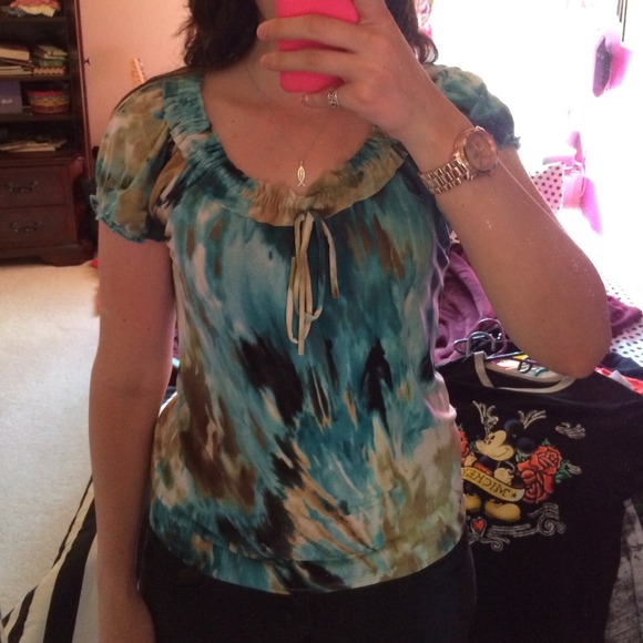 ✨Nice top!✨ - Picture 2 of 2