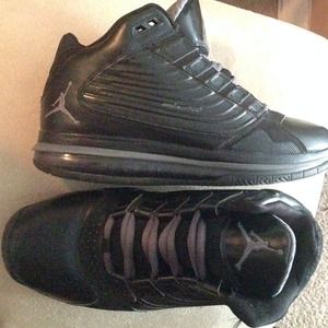 Size 10 Jordan big ups black and grey