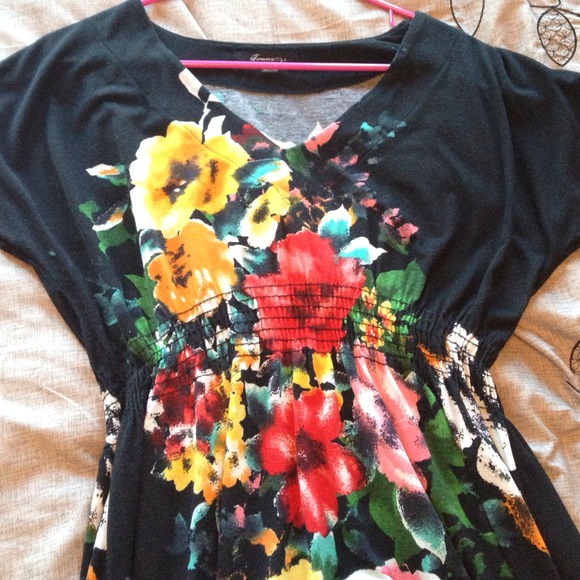 Forever 21 long shirt - Picture 2 of 3