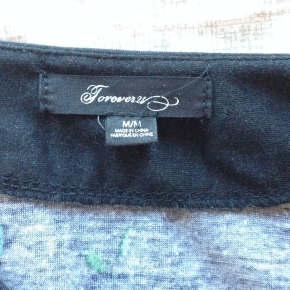 Forever 21 long shirt - Picture 3 of 3