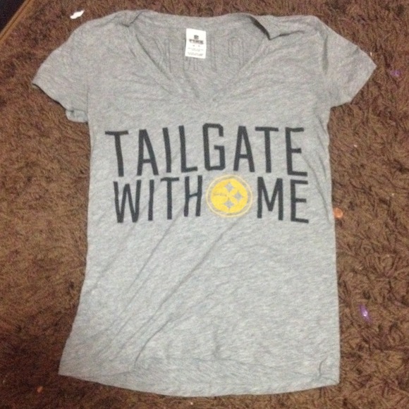 Victoria's Secret PINK Steelers T-Shirt! 🏈