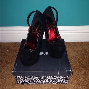 Black Platform Heels