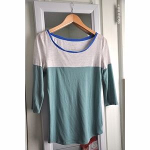 American Eagle Color Block Tee