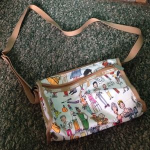 LeSportsac shoulder bag with adjustable strap!