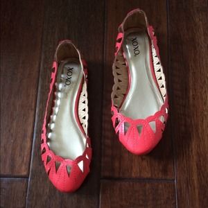 *SOLD* Red cut out sandals