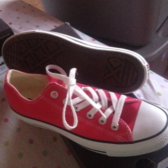 Converse Shoes Raspberry Pink Converse Chuck Taylors Converse Shoes Raspberry Pink Converse Chuck Taylors