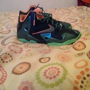 Lenbrons size 6