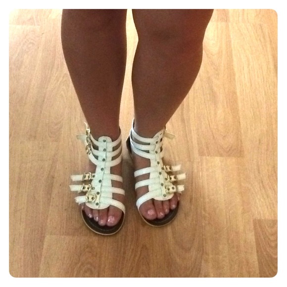 Shoes - White gladiator sandals