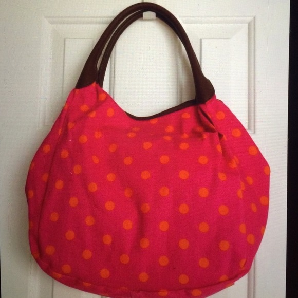 Candie's Pink Dot Hobo Style Handbag NWT - Picture 2 of 4