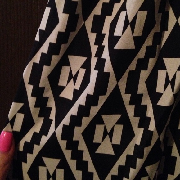 Dress - Picture 4 of 4