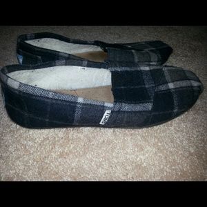 Toms shoes