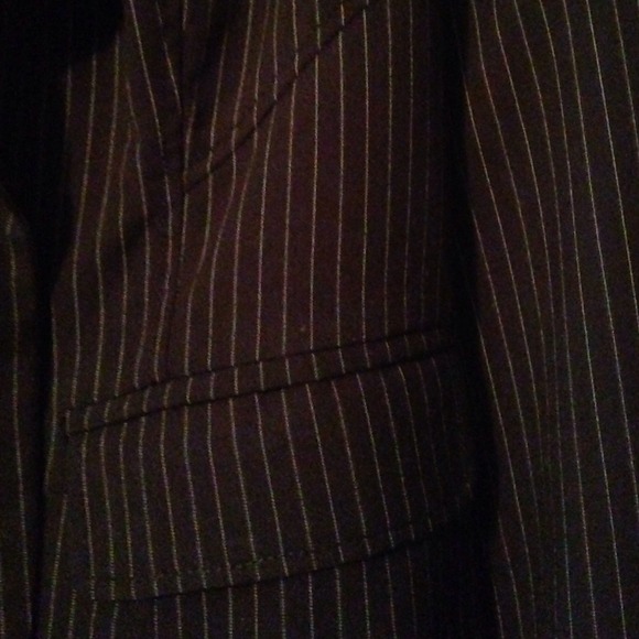 Suit jacket - Picture 2 of 3