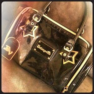 Lightly used BETSEYVILLE Handbag!🎀💎