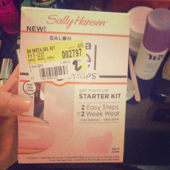 Sally Hansen gel manicure starter