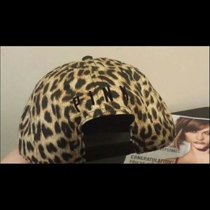 PINK leopard hat
