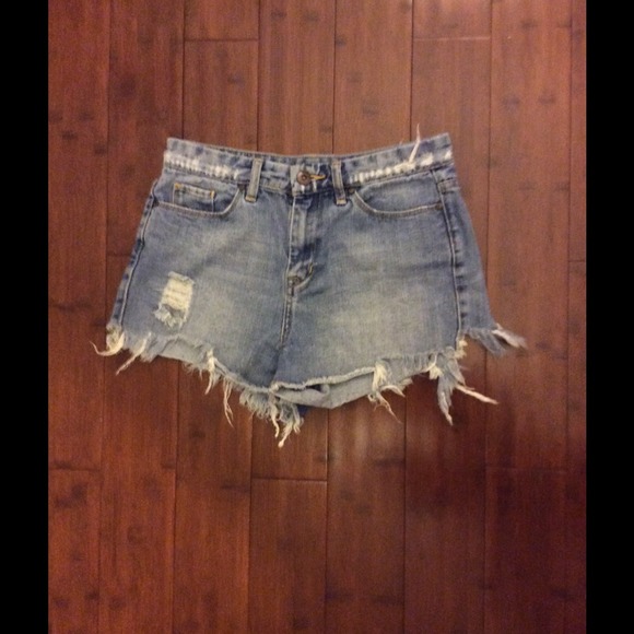 [BLANKNYC] Denim Cutoffs
