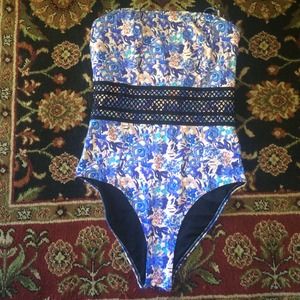 One piece bathing suit