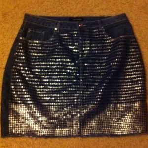 Skirt with bright stars on it