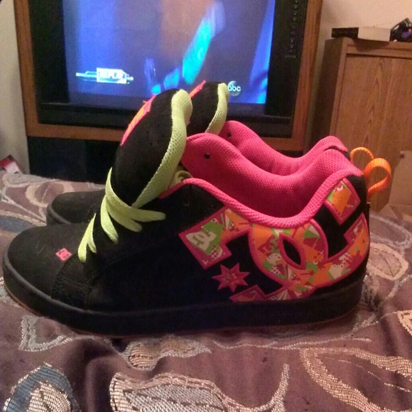 Bright DC skater shoes