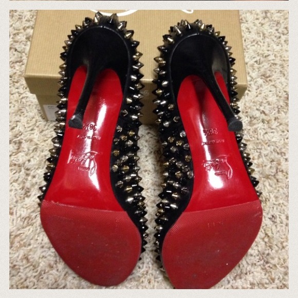 Christian Louboutin studded heels - Picture 2 of 3
