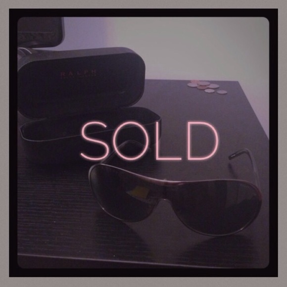 🚫SOLD🚫Ralph Lauren oversized sunglasses