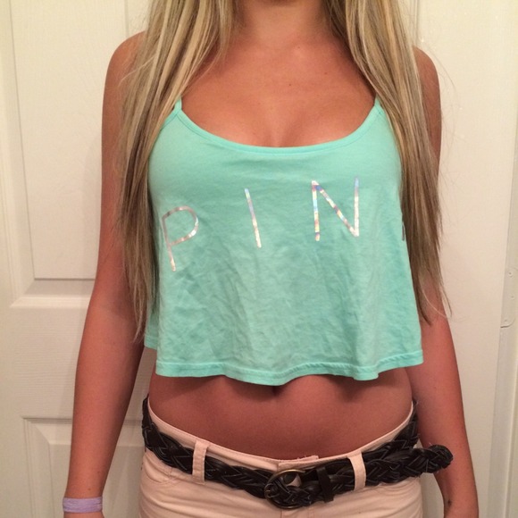 Victoria's Secret Tops - SOLD❌ Victorias Secret crop top💖