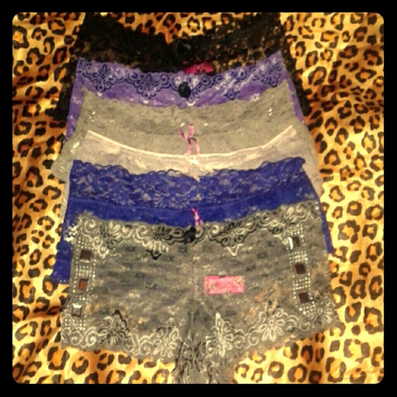 6 Pairs Of Panties